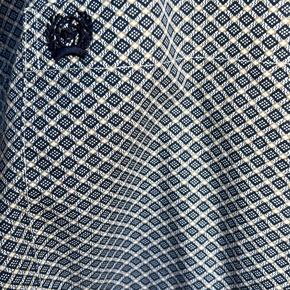 Cinch. Button down. Never washed at home